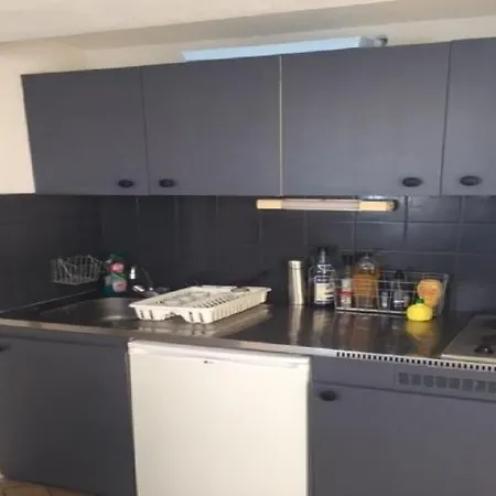 3 Pers, 1 Mezzanine, Terrasse + Parking, Proche Plage - Ref Qso168